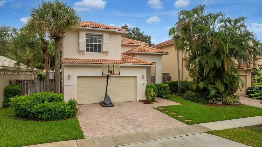 1226 NW 170th Ter, Pembroke Pines, FL 33028 - Image #2