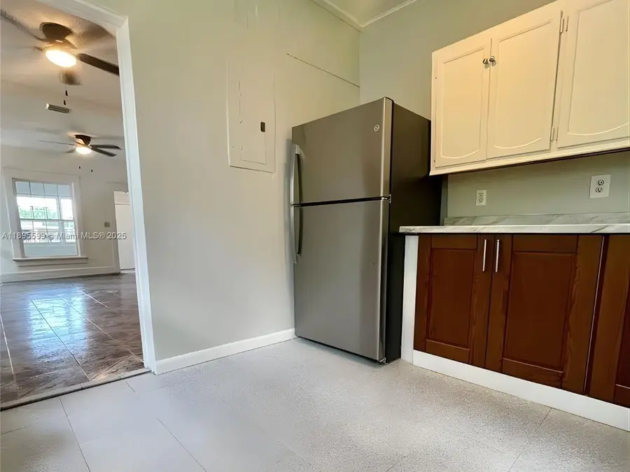 1759 NW 18th Ter, Miami, FL 33125 - Image #3