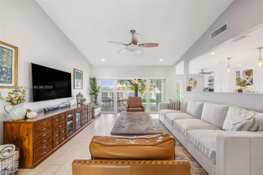 21960 SW 98th Ave, Cutler Bay, FL 33190 - Image #3