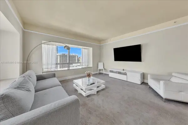 1435 Brickell Ave #3112, Miami, FL 33131