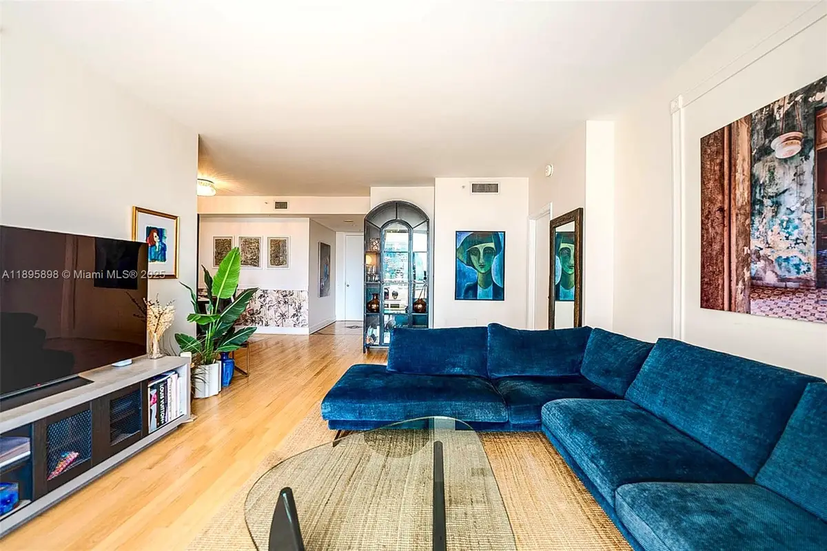 888 Brickell Key Dr #903, Miami, FL 33131 - Image #1