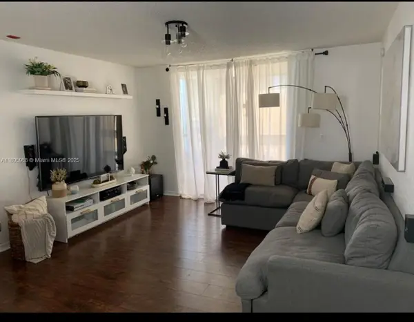 13545 Eagle Ridge Dr #825, Fort Myers, FL 33912