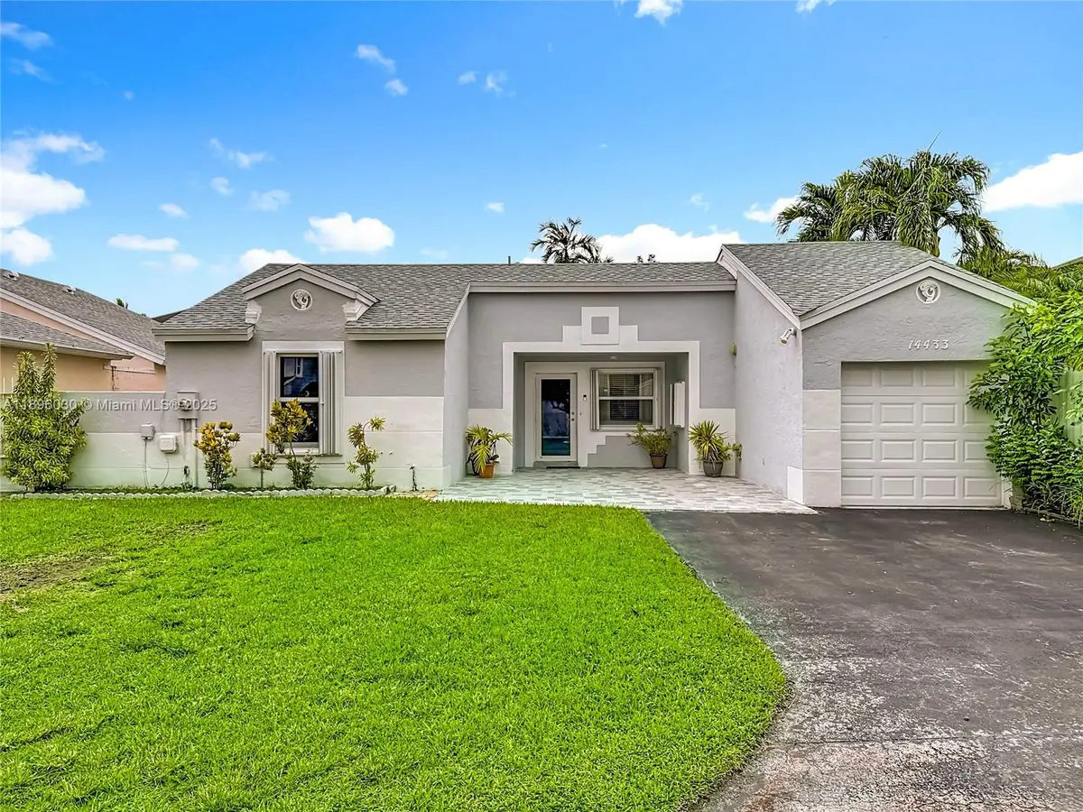 14433 SW 95th Ter, Miami, FL 33186 - Image #1