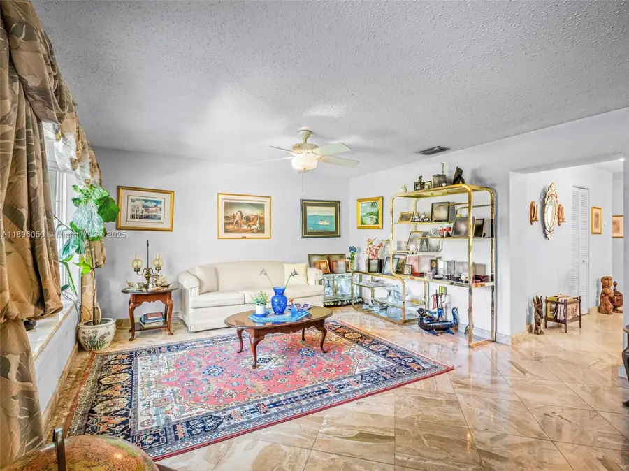 8520 SW 179th St, Palmetto Bay, FL 33157 - Image #3