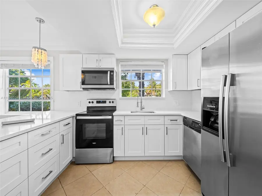 4812 NE 23rd Ave #2, Fort Lauderdale, FL 33308 - Image #2