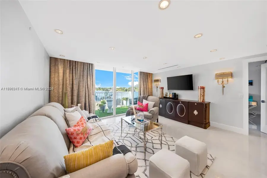 5838 Collins Ave #2F, Miami Beach, FL 33140 - Image #2