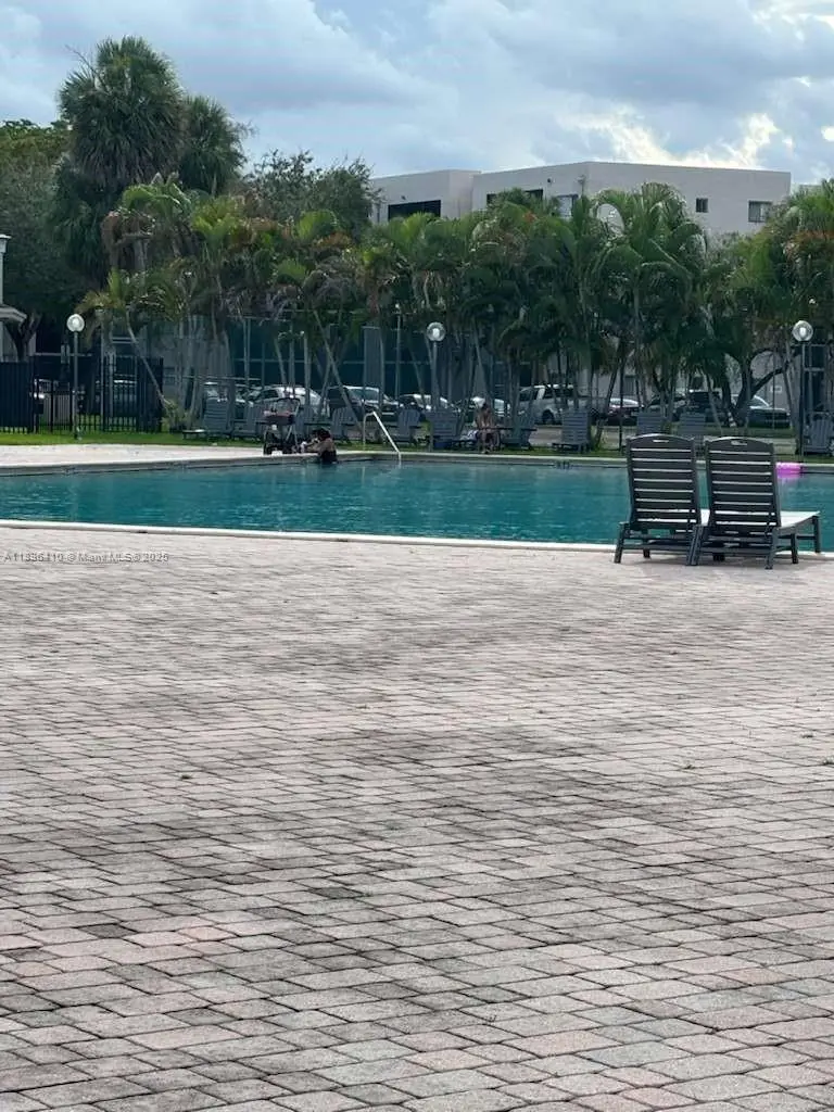 8400 SW 133rd Ave Rd #202, Miami, FL 33183 - Image #2