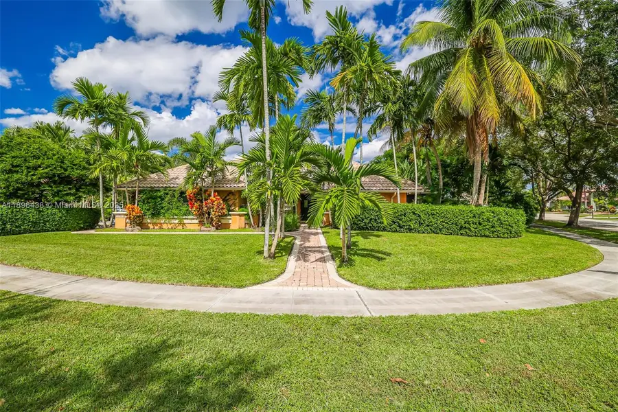 10101 SW 5th St, Plantation, FL 33324 - Image #2