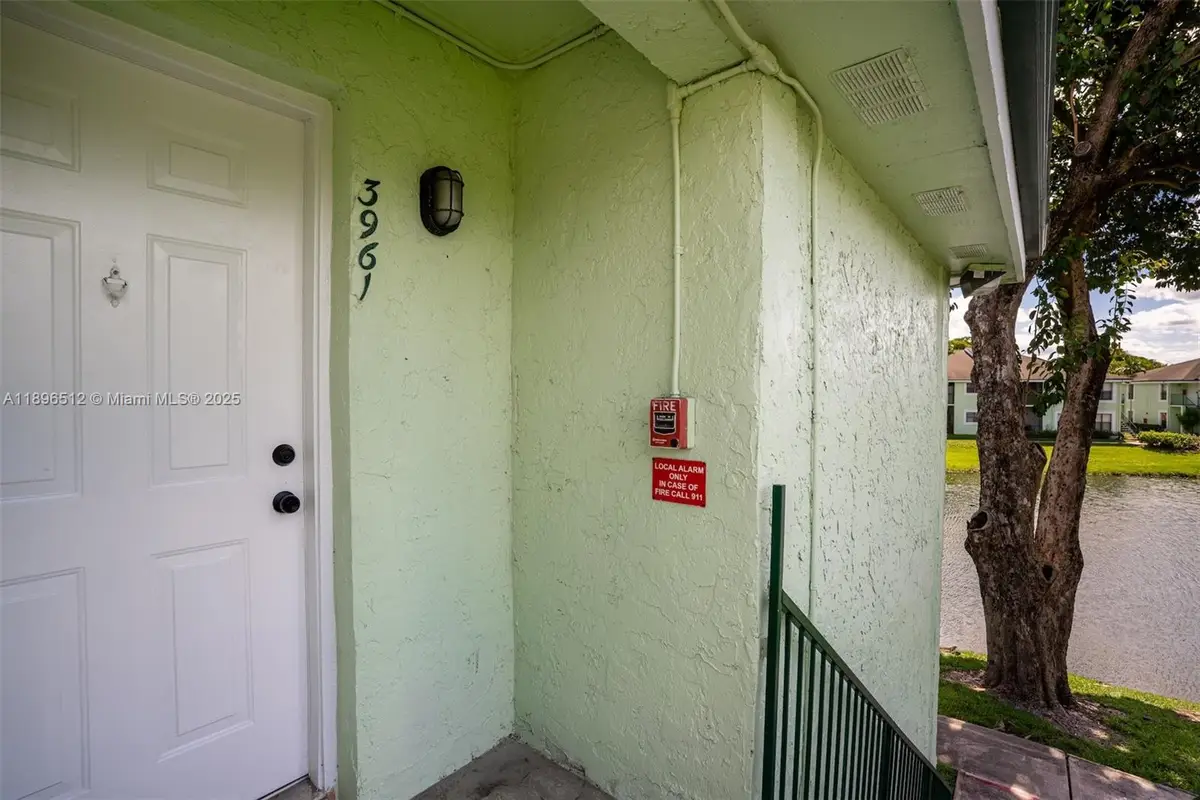 3961 NW 87th Ave #3961, Sunrise, FL 33351 - Image #1