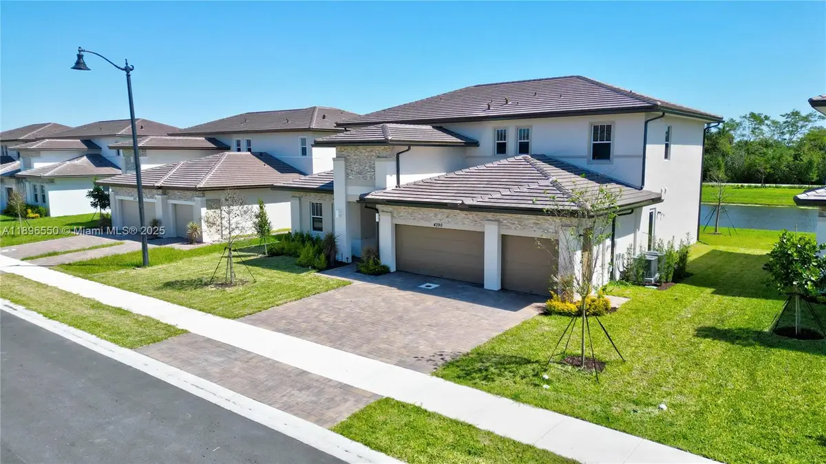 4390 SW 122nd Ter, Davie, FL 33330 - Image #1