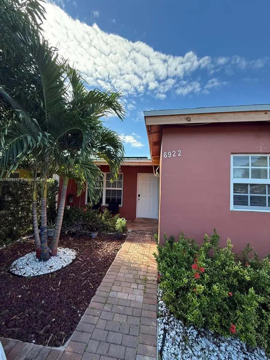 6922 SW 18th Ct, North Lauderdale, FL 33068 - Image #1