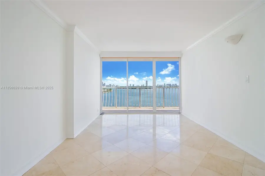 7601 E Treasure Dr #1219, North Bay Village, FL 33141 - Image #3