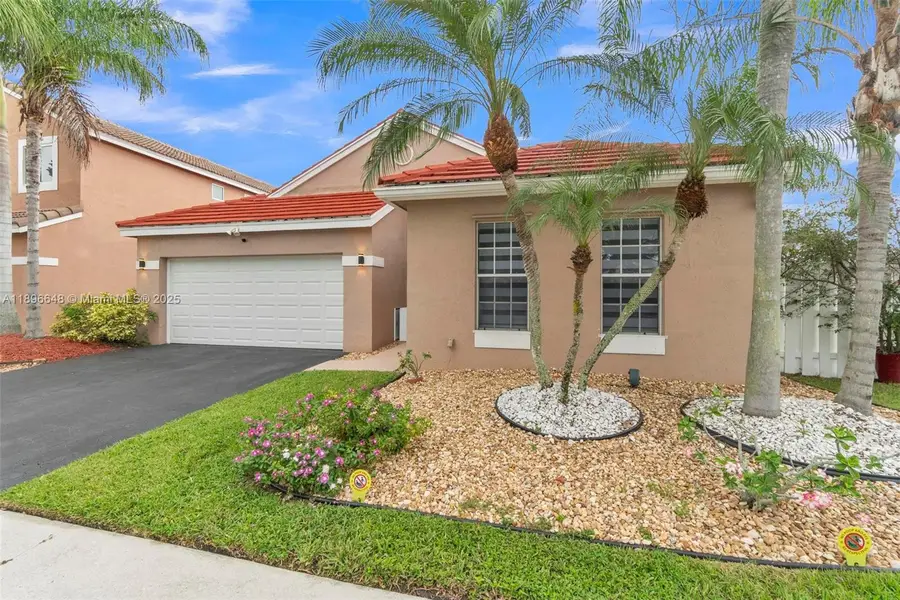 362 Bridgeton Rd, Weston, FL 33326 - Image #3