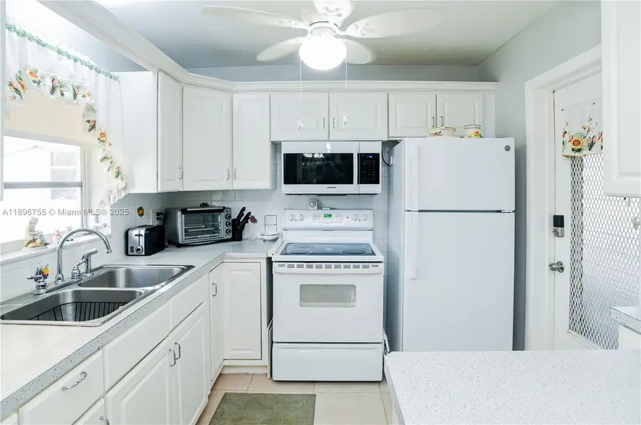 5300 Washington St #G230, Hollywood, FL 33021 - Image #2