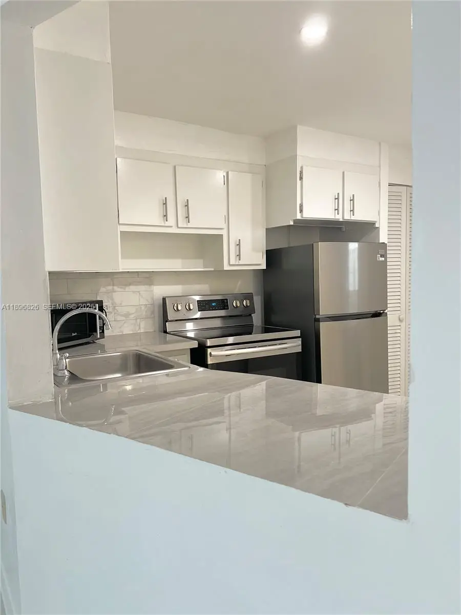 1710 NE 191st St #307-3, Miami, FL 33179 - Image #3