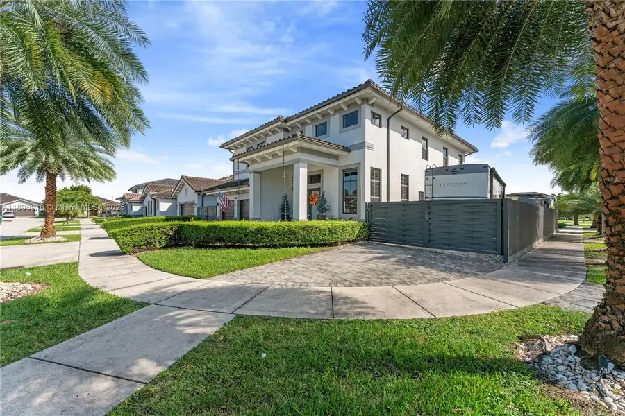 14856 SW 27th Ter, Miami, FL 33185 - Image #2