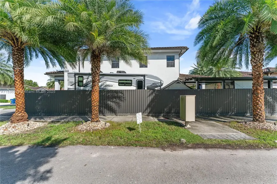 14856 SW 27th Ter, Miami, FL 33185 - Image #3