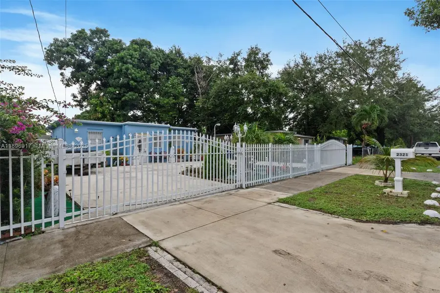 2321 NW 153rd St, Miami Gardens, FL 33054 - Image #3
