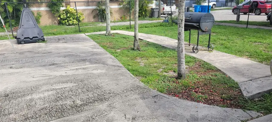 4031 SW 19th St, West Park, FL 33023 - Image #3