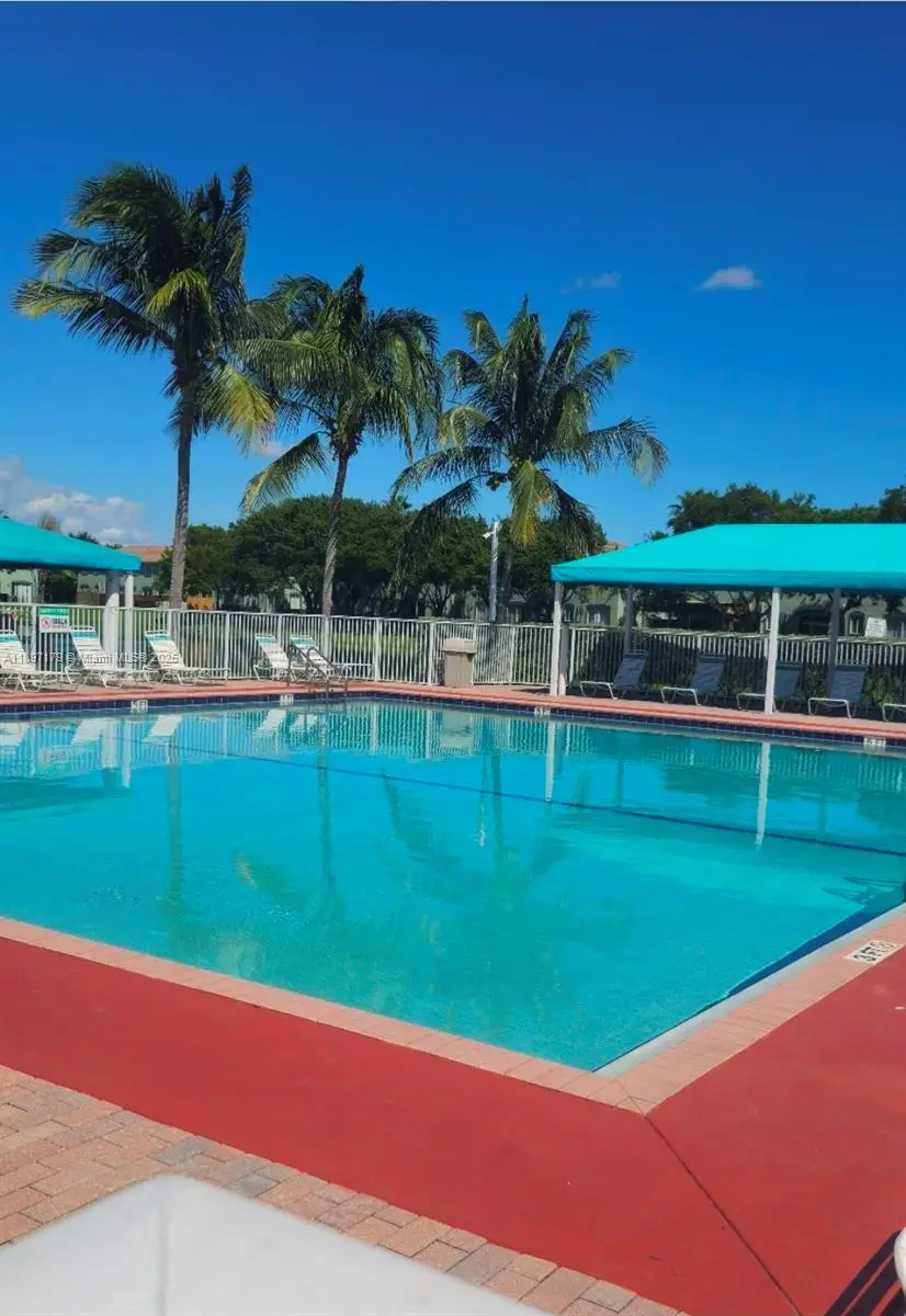 2551 SE 16th Ter #202, Homestead, FL 33035 - Image #2