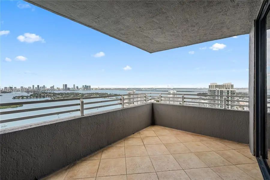 1330 West Ave #2601, Miami Beach, FL 33139 - Image #2