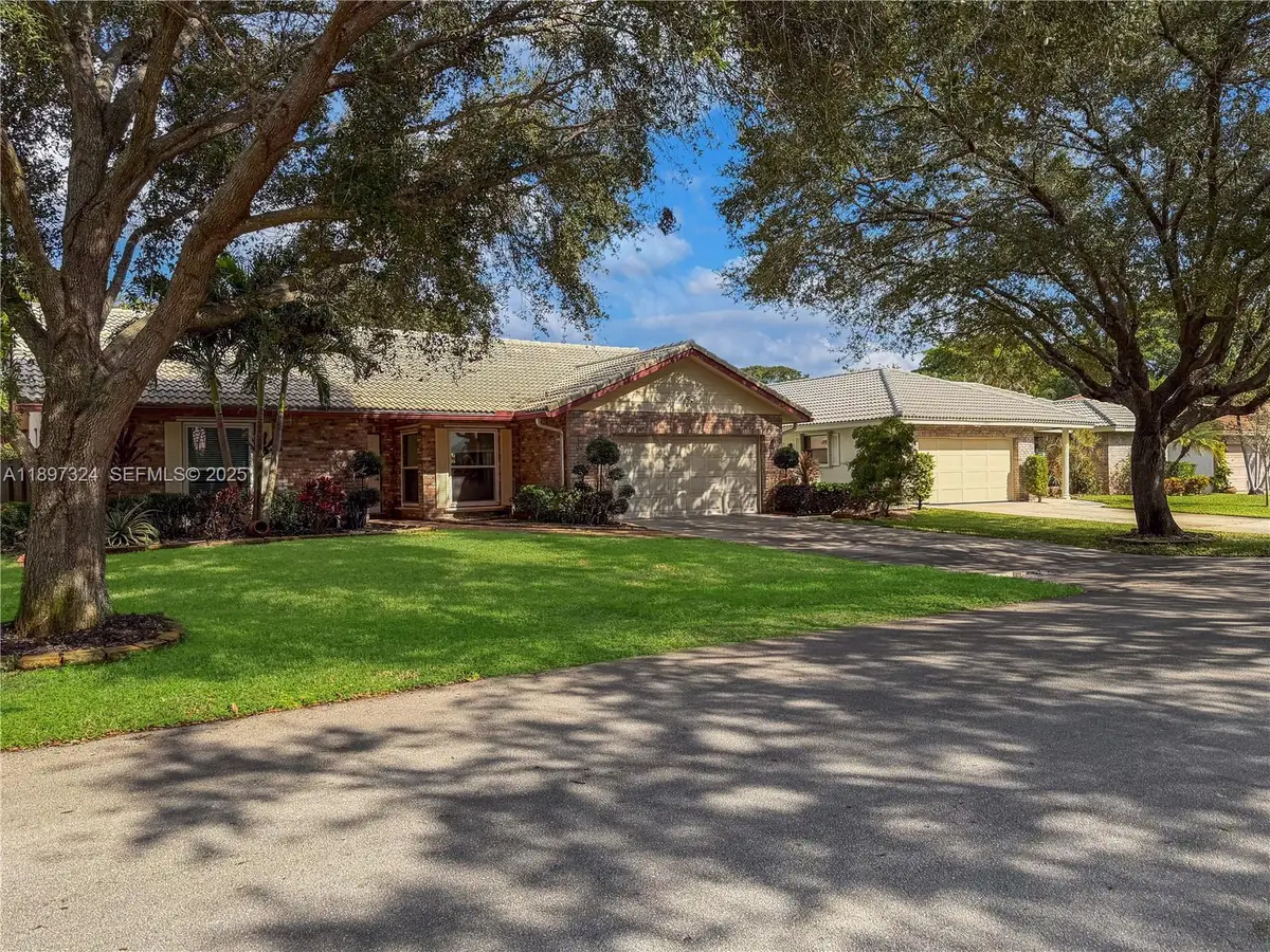 7101 NW 40th St, Coral Springs, FL 33065 - Image #1