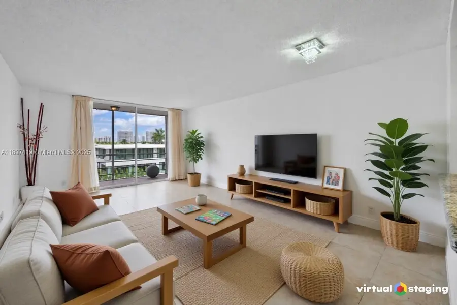 2935 NE 163rd St #4I, North Miami Beach, FL 33160 - Image #2