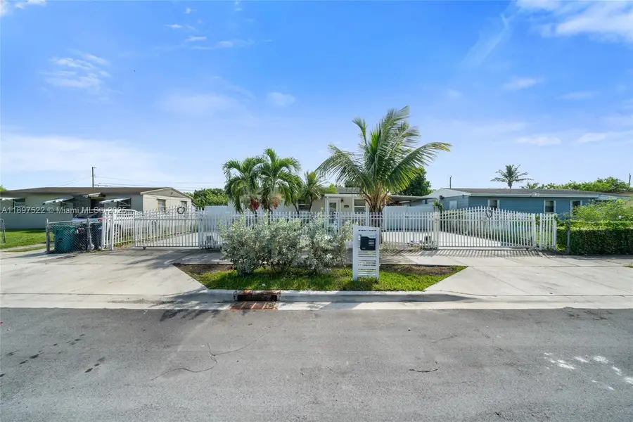 845 NW 2nd St, Florida City, FL 33034 - Image #2