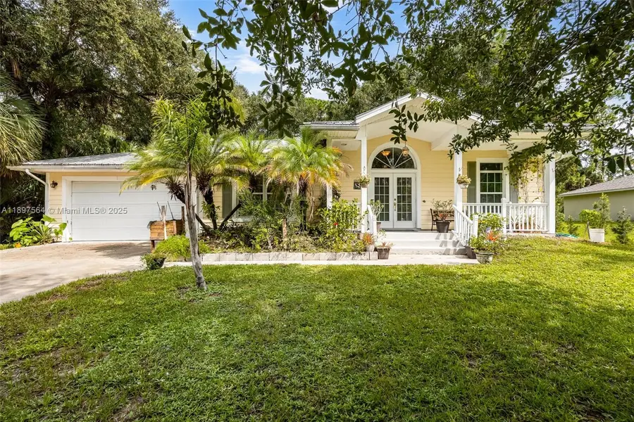 8006 Vega Ct, Port Labelle, FL 33935 - Image #2