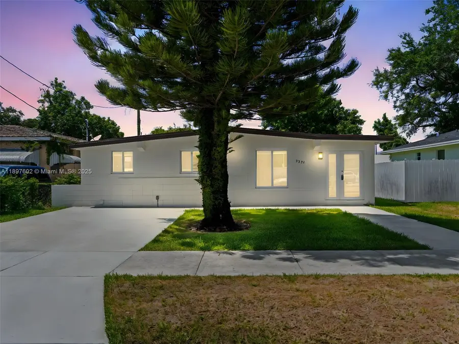 3231 NW 48th Ter, Miami, FL 33142 - Image #3