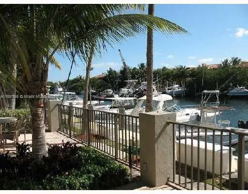 90 Edgewater Dr #505, Coral Gables, FL 33133 - Image #3