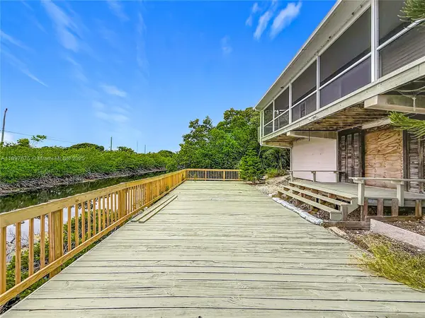 143 Valois Blvd, Key Largo, FL 33037