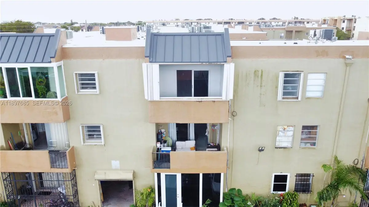 6090 W 18th Ave #336, Hialeah, FL 33012 - Image #1