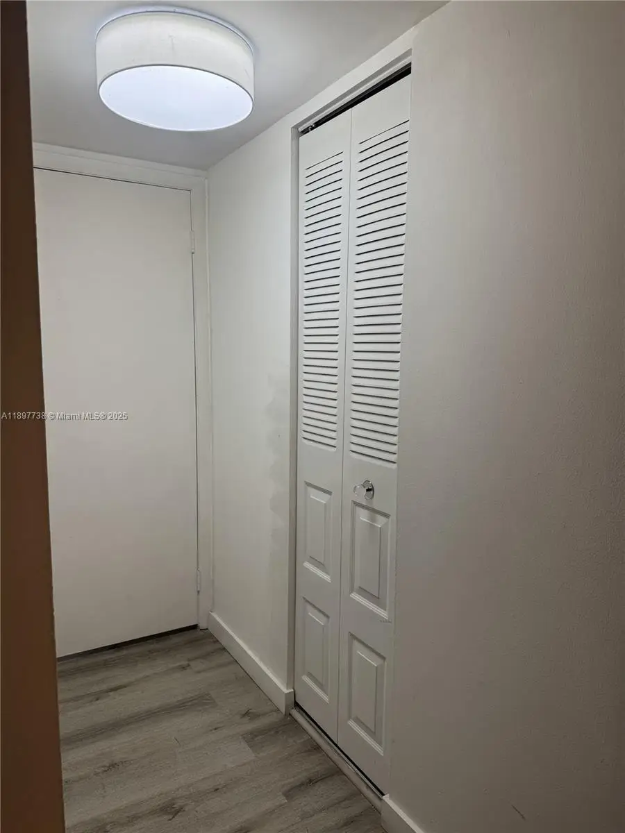 20301 W Country Club Dr #821, Aventura, FL 33180 - Image #1