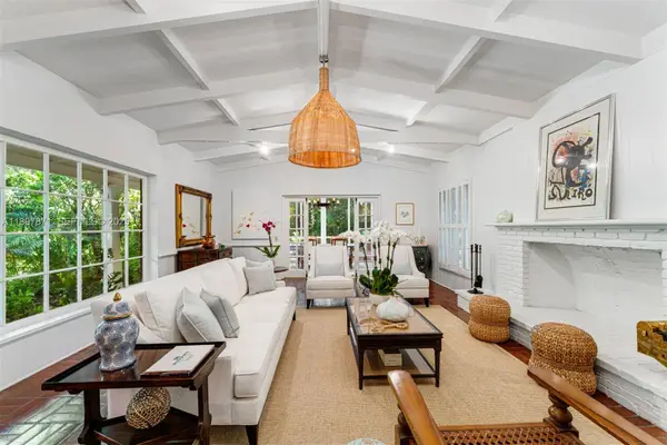 5950 SW 128th St, Pinecrest, FL 33156