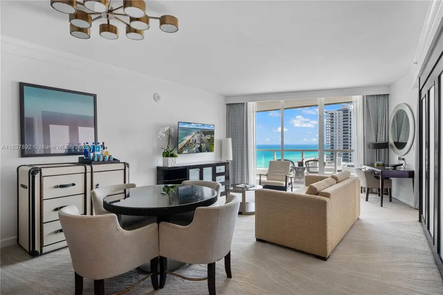 4391 Collins Ave #1619, Miami Beach, FL 33140 - Image #2