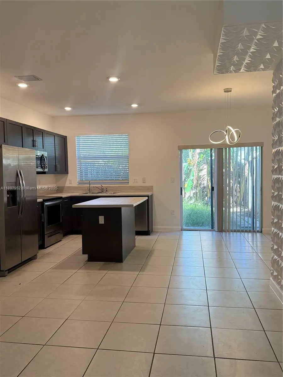 2739 SE 17th St, Homestead, FL 33035 - Image #1