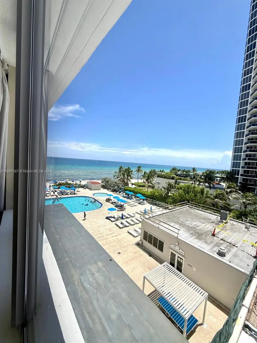 19201 Collins Ave #308, Sunny Isles Beach, FL 33160 - Image #3