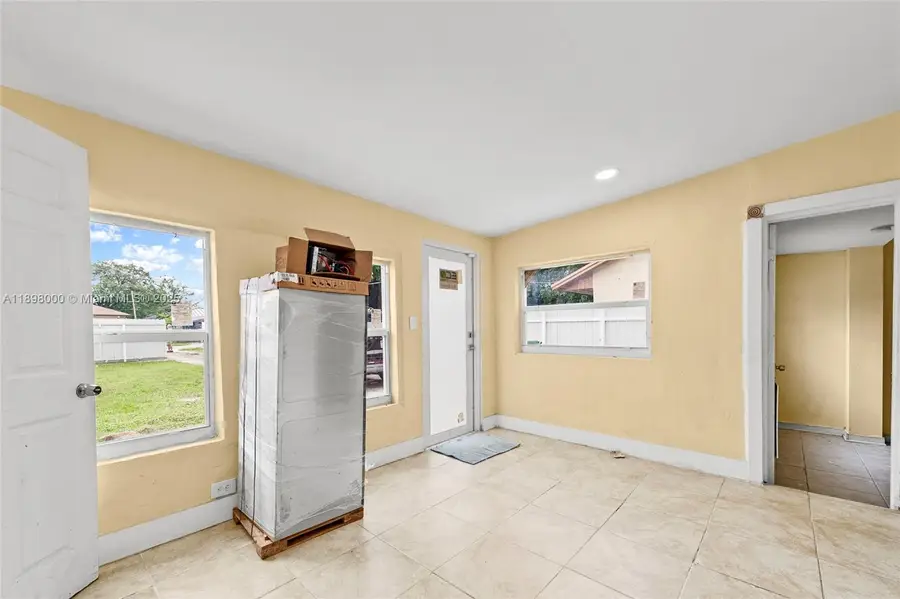 1835 NW 85th St, Miami, FL 33147 - Image #2