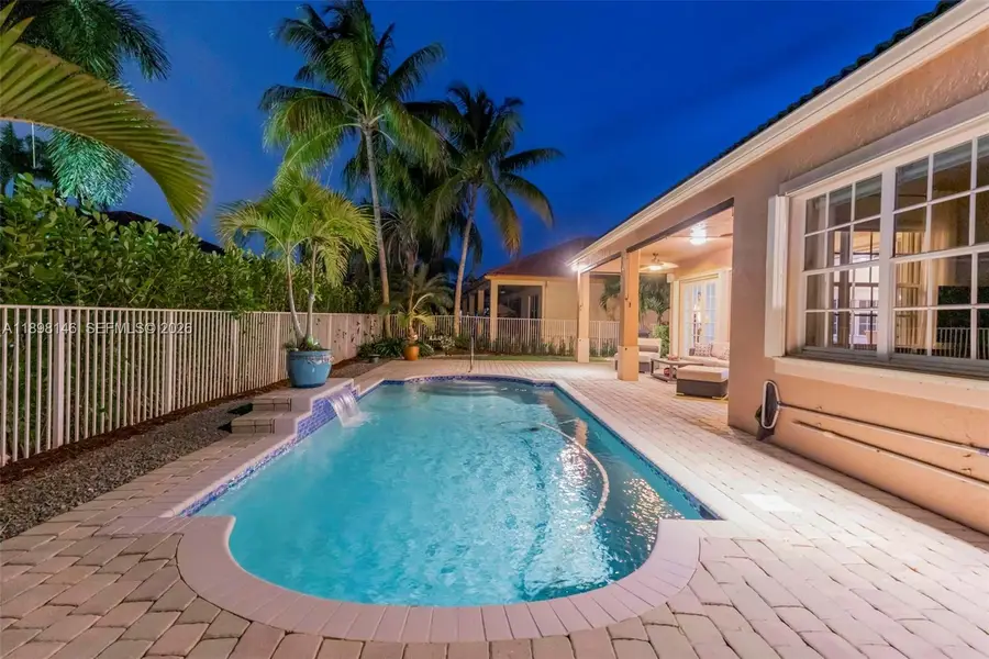 800 Lavender Cir, Weston, FL 33327 - Image #3