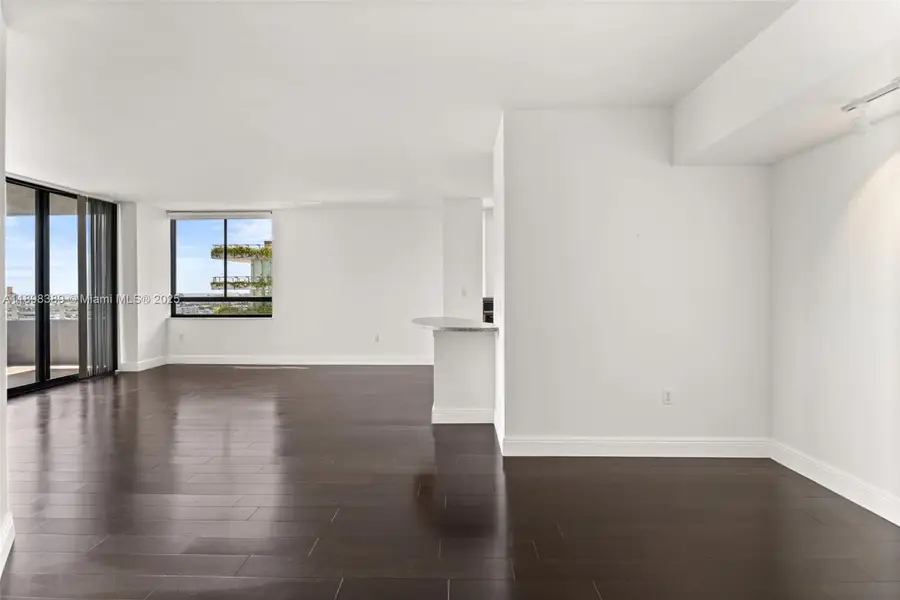 1330 West Ave #1614, Miami Beach, FL 33139 - Image #2