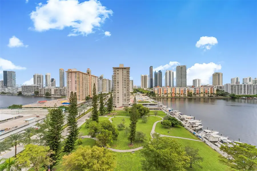 290 174th St #1415, Sunny Isles Beach, FL 33160 - Image #2