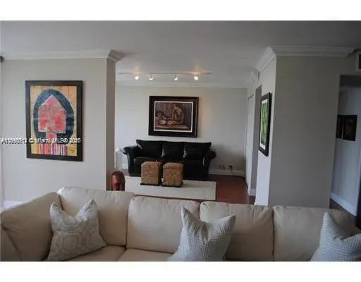 1901 Brickell Ave #B1711, Miami, FL 33129 - Image #3