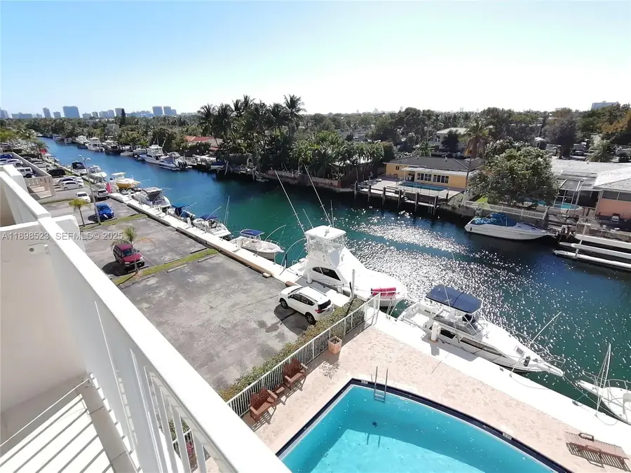 2020 NE 135th St #506, North Miami, FL 33181 - Image #3