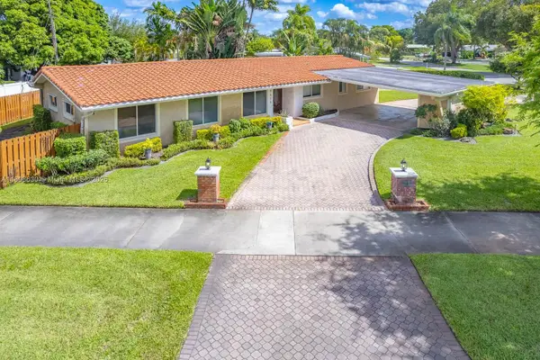 3439 Cleveland St, Hollywood, FL 33021