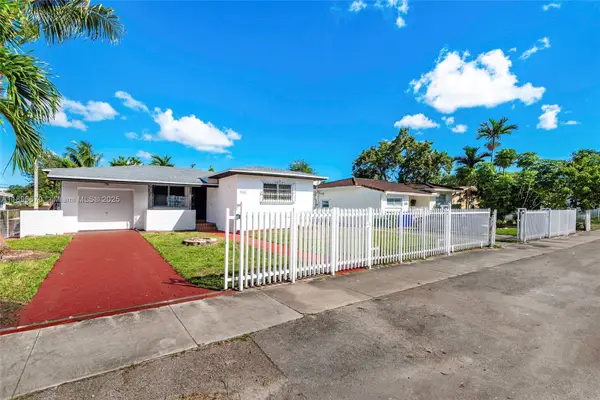 5271 NW 1st St, Miami, FL 33126