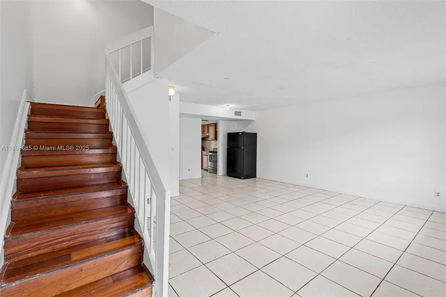 941 SW 20th Ct, Delray Beach, FL 33445 - Image #2