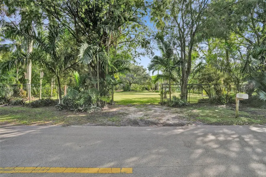 14270 SW 20th Street, Davie, FL 33325 - Image #2