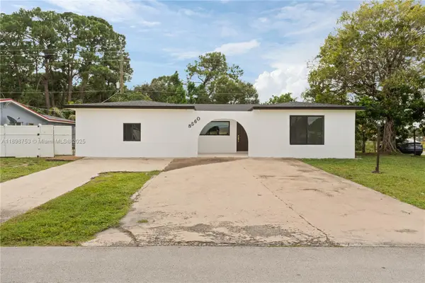 8560 Southampton Dr, Miramar, FL 33025