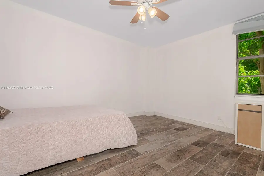 3401 N Country Club Dr #117, Aventura, FL 33180 - Image #3